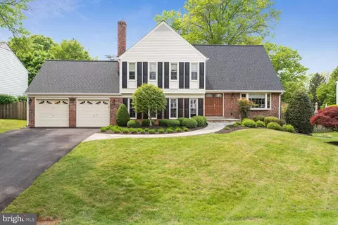 11516 Hornfair Ct, Potomac, MD 20854