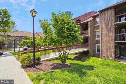 18500 Sweet Autumn Dr #302, Gaithersburg, MD 20879