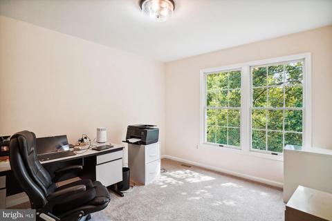 604 Avon Square Ct, Silver Spring, MD 20905 photo 17