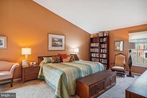 604 Avon Square Ct, Silver Spring, MD 20905 photo 14