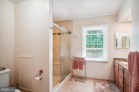 604 Avon Square Ct, Silver Spring, MD 20905 photo 16