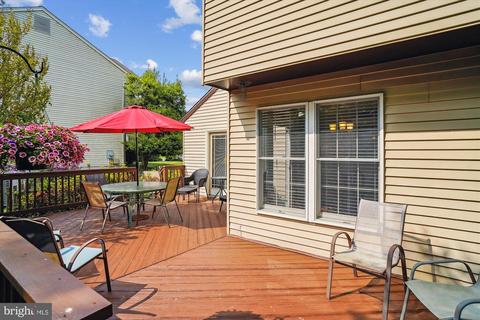 604 Avon Square Ct, Silver Spring, MD 20905 photo 11