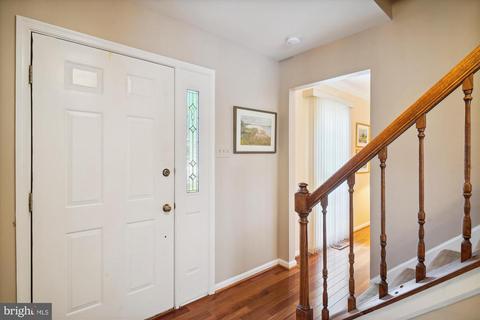 604 Avon Square Ct, Silver Spring, MD 20905 photo 8