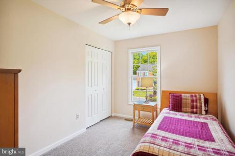 604 Avon Square Ct, Silver Spring, MD 20905 photo 19