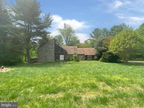 6113 Granby Rd, Derwood, MD 20855