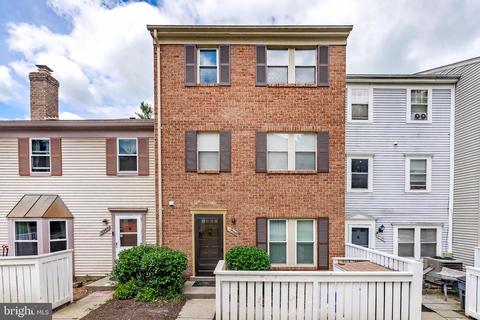 19966 Appledowre Cir #402, Germantown, MD 20876