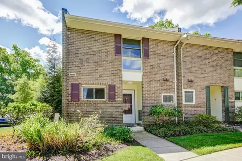 3419 S Leisure World Blvd #90-A, Silver Spring, MD 20906