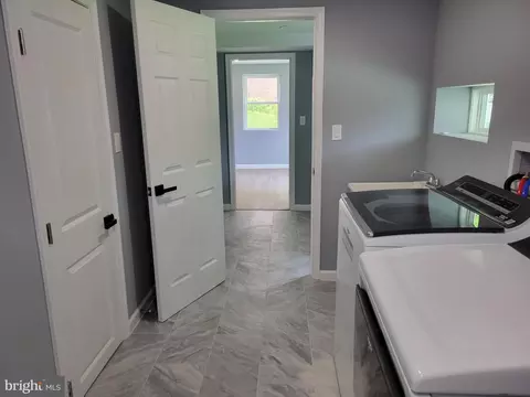 8825 Lanier Dr, Silver Spring, MD 20910 photo 50