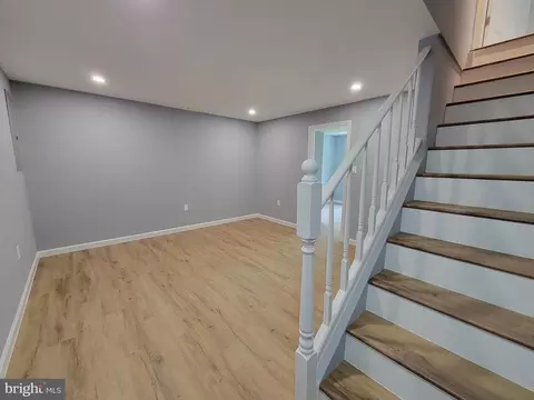 8825 Lanier Dr, Silver Spring, MD 20910 photo 41