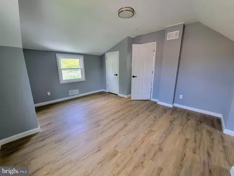 8825 Lanier Dr, Silver Spring, MD 20910 photo 24