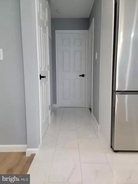 8825 Lanier Dr, Silver Spring, MD 20910 photo 54