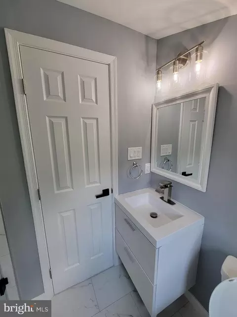 8825 Lanier Dr, Silver Spring, MD 20910 photo 20