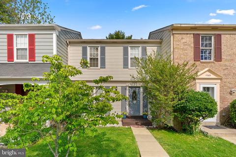 17311 Sandy Knoll Dr, Olney, MD 20832
