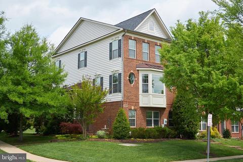 1209 Poplar Run Dr, Silver Spring, MD 20906