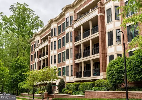 10401 Strathmore Park #3-401, North Bethesda, MD 20852