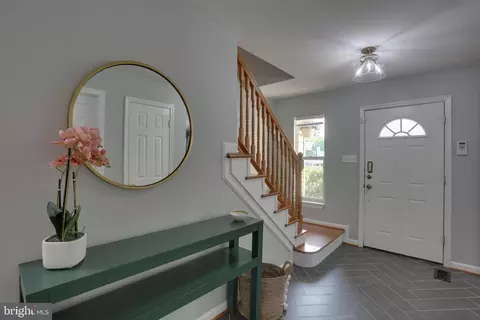 1100 Kersey Rd, Silver Spring, MD 20902 photo 3
