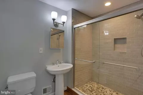1100 Kersey Rd, Silver Spring, MD 20902 photo 12