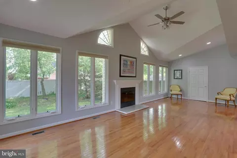 1100 Kersey Rd, Silver Spring, MD 20902 photo 13