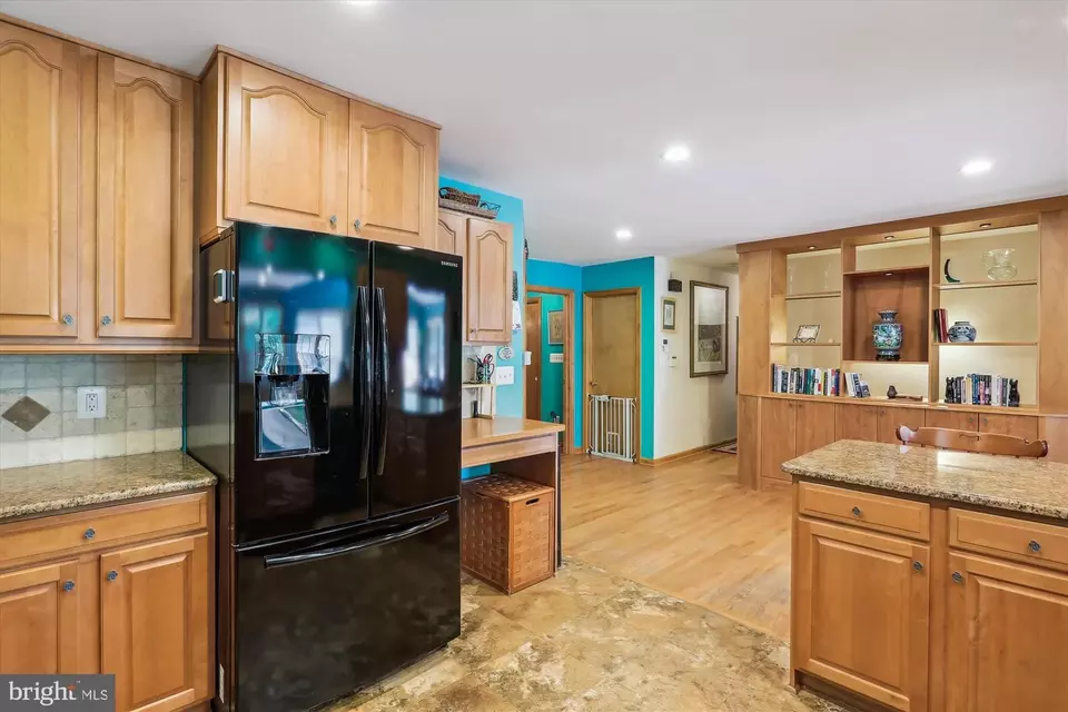  5806 Dimes Rd, Rockville, MD 20855 photo 15