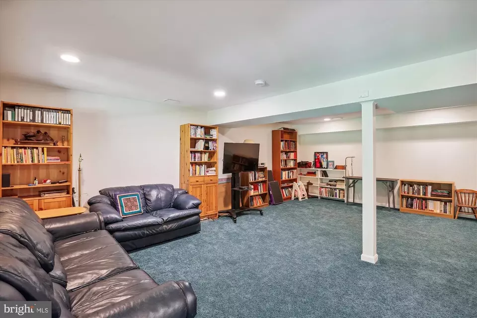  5806 Dimes Rd, Rockville, MD 20855 photo 38