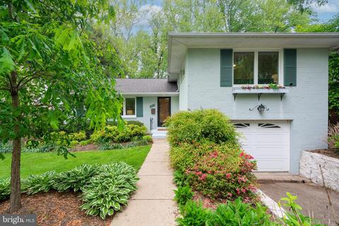 3515 Glenmoor Dr, Chevy Chase, MD 20815