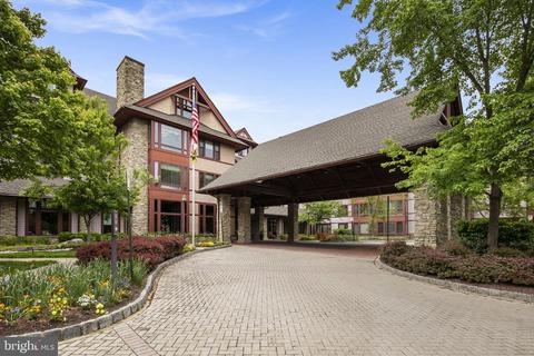 8300 Burdette Rd #450, Bethesda, MD 20817