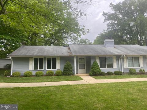 14631 Deerhurst Ter #215-B, Silver Spring, MD 20906