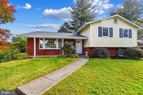 11709 Tifton Dr, Potomac, MD 20854