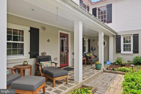 610 Deerfield Ave, Silver Spring, MD 20910 photo 3