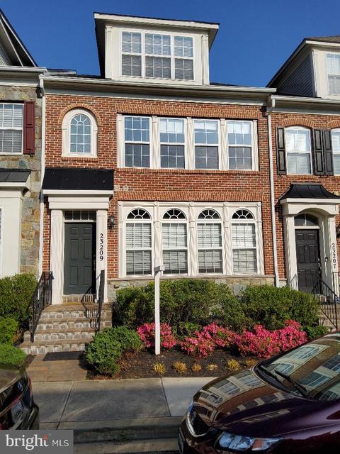 23209 Rainbow Arch Dr, Clarksburg, MD 20871