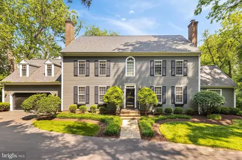 12813 Glen Mill Rd, Potomac, MD 20854