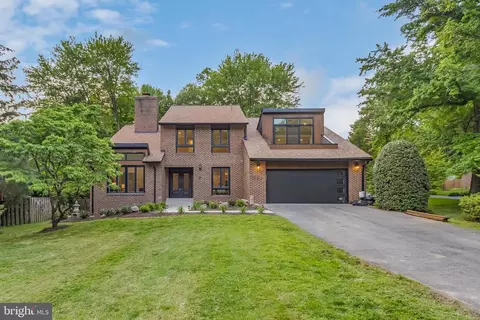 7 Springer Ct, Bethesda, MD 20817