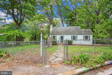 918 Heron Ct, Silver Spring, MD 20901 photo 2