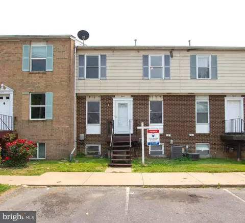 503 W Diamond Ave #2, Gaithersburg, MD 20877