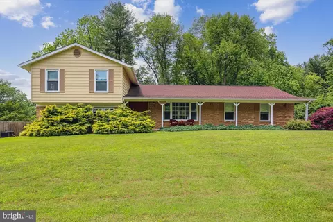 2017 Kings House Rd, Silver Spring, MD 20905