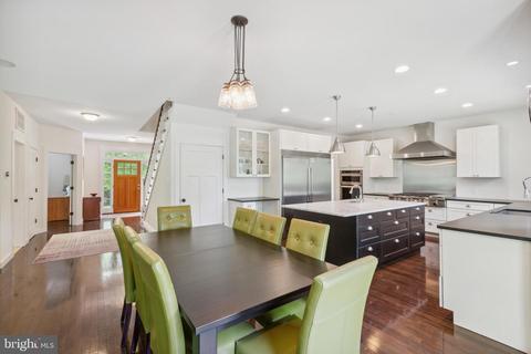 803 Norwood Rd, Silver Spring, MD 20905