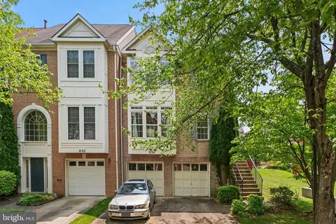 2124 Chippewa Pl, Silver Spring, MD 20906