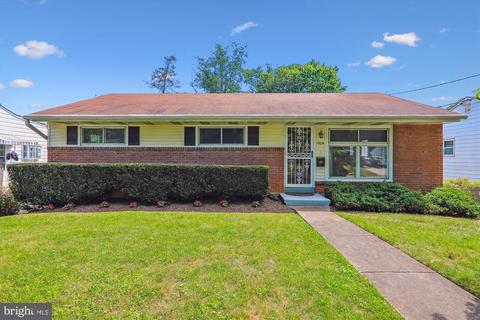1904 Lewis Ave, Rockville, MD 20851