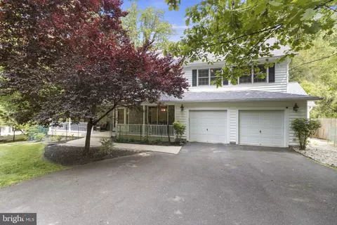 13815 Notley Rd, Silver Spring, MD 20904 photo 2