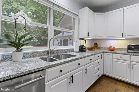 13815 Notley Rd, Silver Spring, MD 20904 photo 10