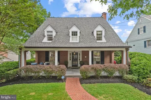 4119 Aspen St, Chevy Chase, MD 20815