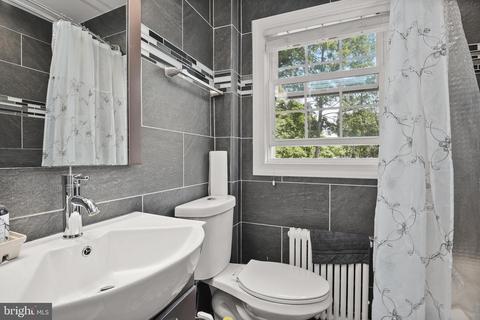 9507 Biltmore Dr, Silver Spring, MD 20901 photo 35