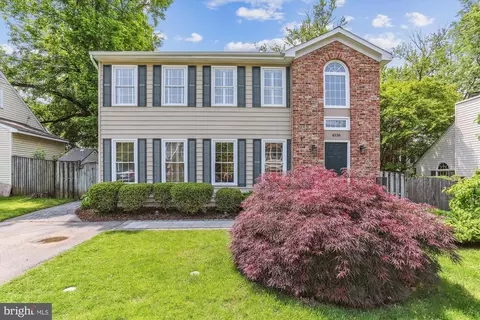 4536 Fairfield Dr, Bethesda, MD 20814