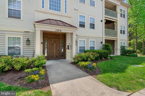11816 Eton Manor Dr #202, Germantown, MD 20876