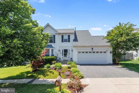 11610 Scarlet Leaf Cir, Germantown, MD 20876