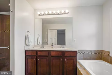 1307 Autumn Brook Ave, Silver Spring, MD 20906 photo 18