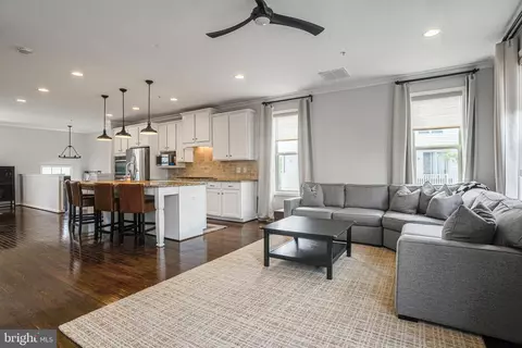 1307 Autumn Brook Ave, Silver Spring, MD 20906 photo 9