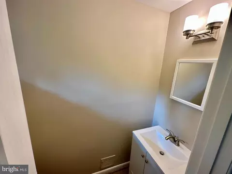 11106 Bybee St, Silver Spring, MD 20902 photo 14