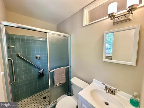 11106 Bybee St, Silver Spring, MD 20902 photo 18