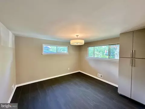 11106 Bybee St, Silver Spring, MD 20902 photo 9